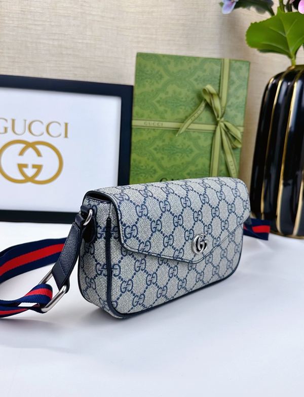 激安グッチバッグコピー背面デザイン